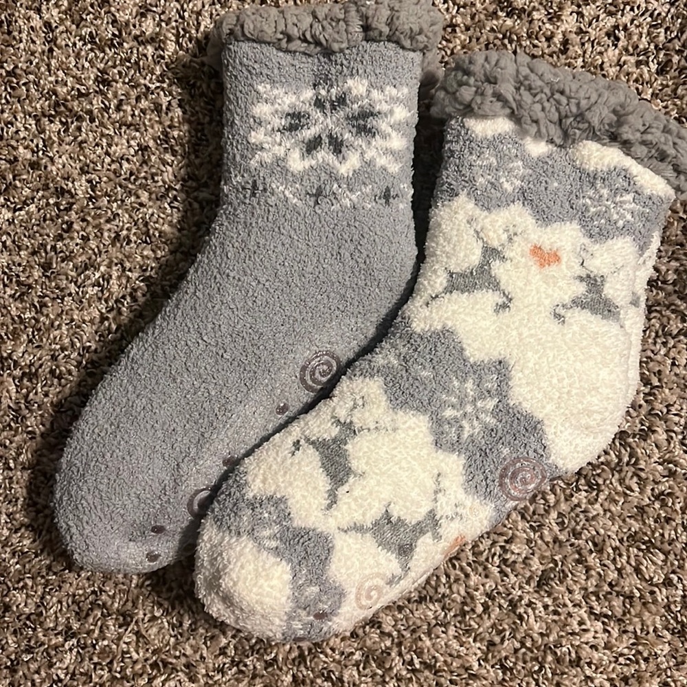 Musk Luks fuzzy socks, new